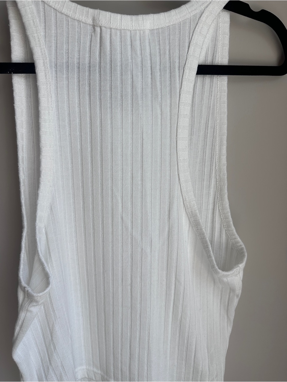 Ripcurl White Ribbed Scoop Cropped Tank - Picture 5 of 6